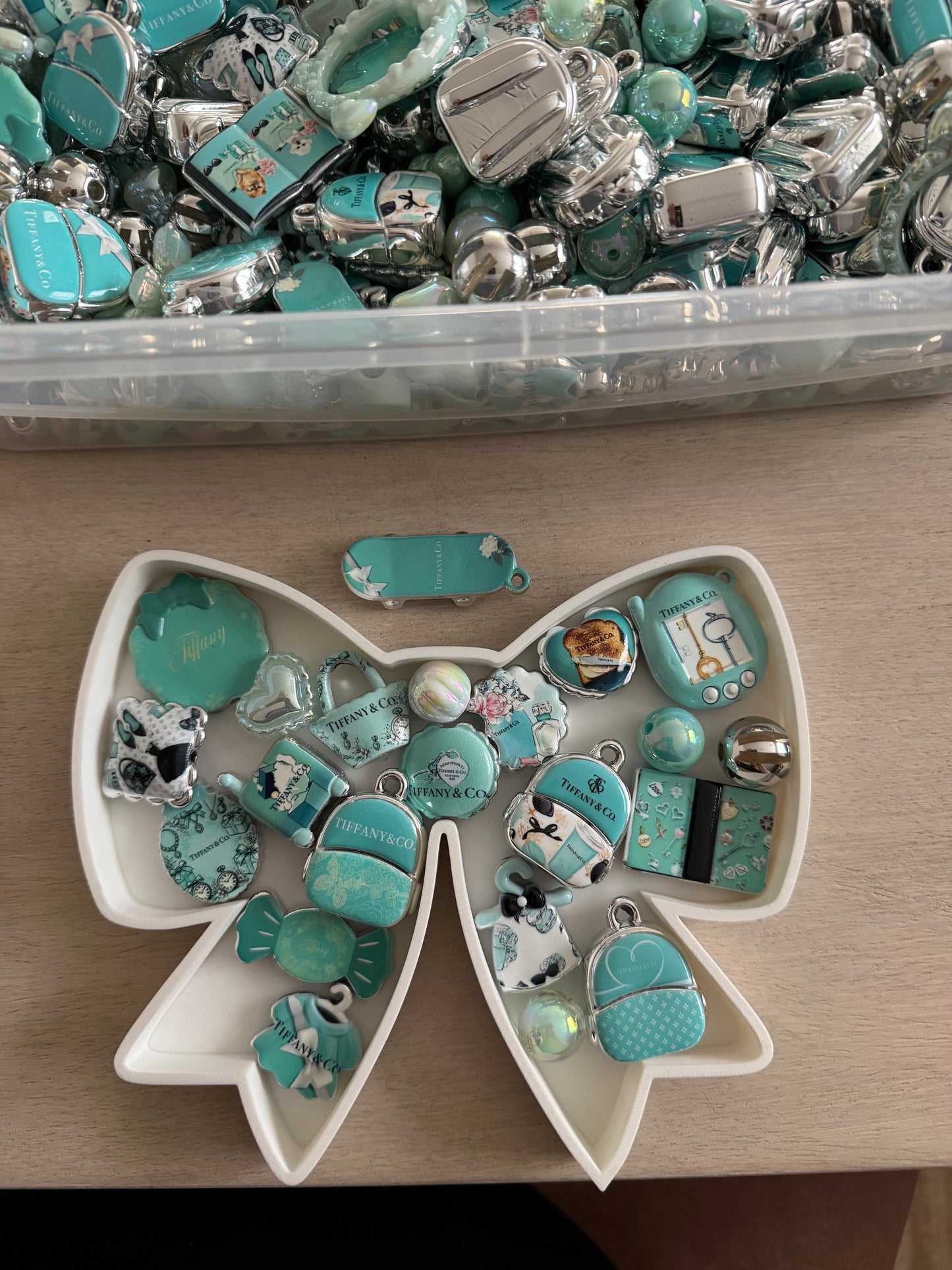 Shiny T